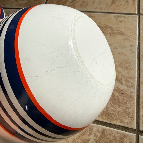 Le Creuset Everyday Enamelware Lot of 2 Striped White Steel Mixing Serving Bowls - Picture 4 of 9